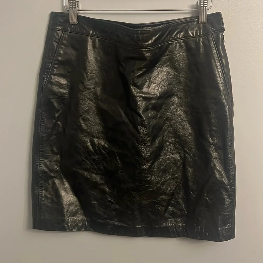Women’s Tommy Hilfiger Black Leather with pockets skirt size 6 - Picture 1 of 6
